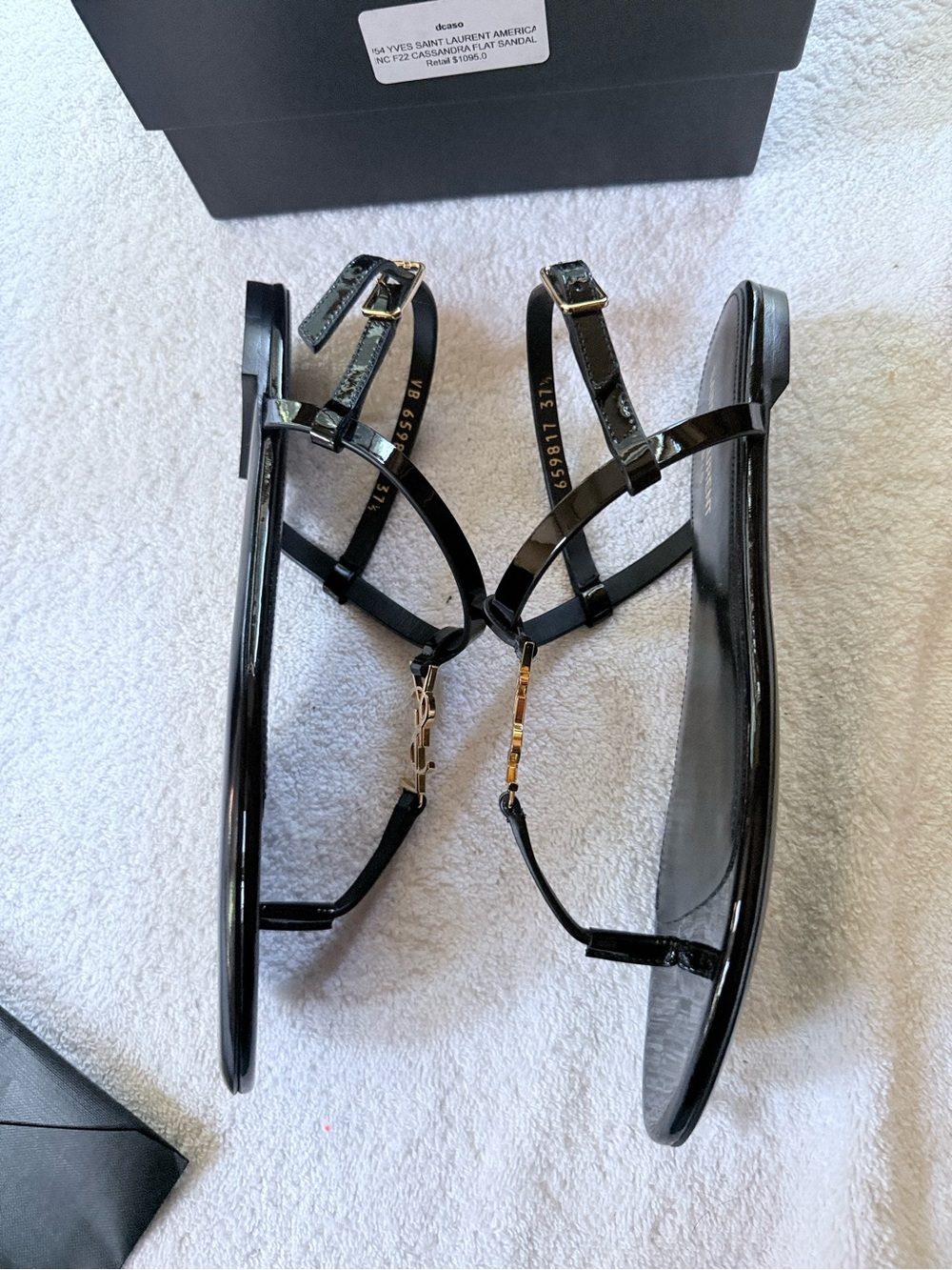 Saint Laurent Black Patent Thong Sandals with Gold YSL Logo - Picture 4 of 9